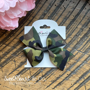 Green Camo Hair Bow